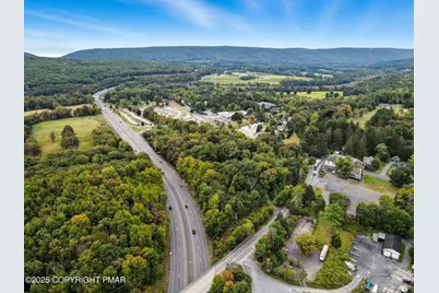  722 Route 115, Saylorsburg, PA 18353 - Photo 13