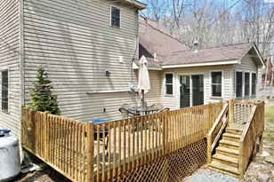 7148 Winnebago Dr, Pocono Lake, PA 18347 - Photo 31