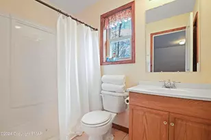 7148 Winnebago Dr, Pocono Lake, PA 18347 - Photo 21