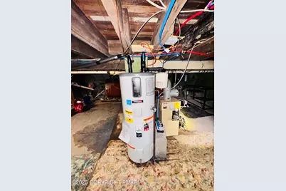  104 Serling Street, Dupont, PA 18641 - Photo 15