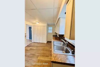  104 Serling Street, Dupont, PA 18641 - Photo 9