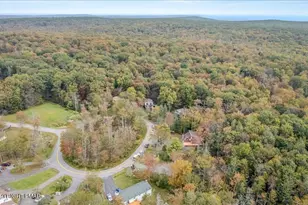 234 Viceroy Cir, Tobyhanna, PA 18466 - Photo 31