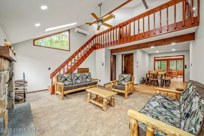  234 Viceroy Circle, Tobyhanna, PA 18466 - Photo 3