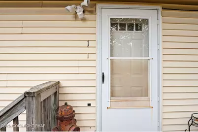  304 Drinker Turnpike, Covington Township, PA 18424 - Photo 33