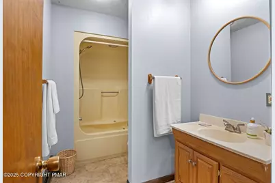  304 Drinker Turnpike, Covington Township, PA 18424 - Photo 23