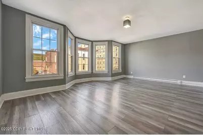  128 E Broad Street, Tamaqua, PA 18252 - Photo 43