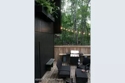  169 Saunders Drive, Bushkill, PA 18324 - Photo 5