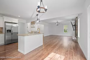 6330 Laurel Rd, Pocono Summit, PA 18346 - Photo 13