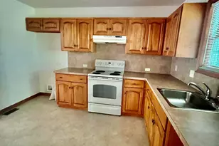 2210 Exeter Ct, Bushkill, PA 18324 - Photo 11