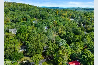  2398 Woodcrest Drive, East Stroudsburg, PA 18302 - Photo 31