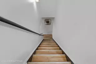 2398 Woodcrest Dr, East Stroudsburg, PA 18302 - Photo 11