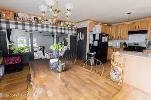 9064 Robinhood Dr, Kunkletown, PA 18058 - Photo 13