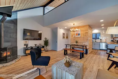  4 Middle Village Way, Tannersville, PA 18372 - Photo 1