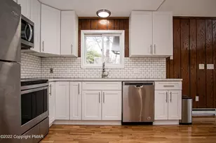 125 Edinburgh Rd, Bushkill, PA 18324 - Photo 11