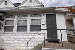 86 W Broad St, East Stroudsburg, PA 18301 - Photo 1