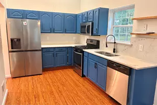 2146 Bedford Dr, Bushkill, PA 18324 - Photo 11