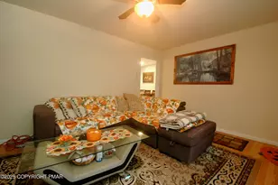 1329 Main Rd, East Stroudsburg, PA 18302 - Photo 11