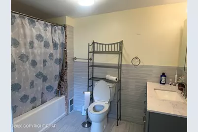 255 E Broad Street, East Stroudsburg, PA 18301 - Photo 25