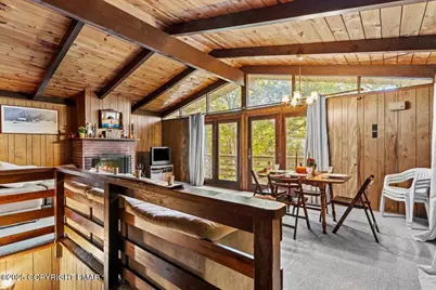  652 Rimrock Road, Bartonsville, PA 18321 - Photo 5