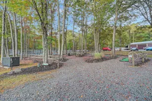 437 Westcolang Rd, Hawley, PA 18428 - Photo 105