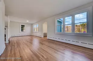 420-426 Scotrun Ave, Scotrun, PA 18355 - Photo 7