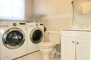 877 Country Pl Dr, Tobyhanna, PA 18466 - Photo 15