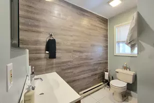 877 Country Pl Dr, Tobyhanna, PA 18466 - Photo 11