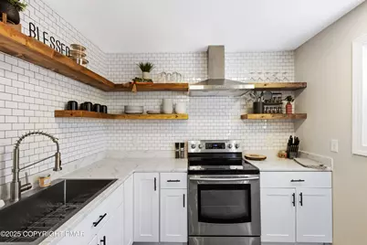  8948 Deerfield Road, Tobyhanna, PA 18466 - Photo 5