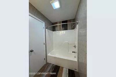  1753 Rolling Hills Drive, Tobyhanna, PA 18466 - Photo 11