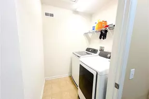 1649 Thorndale Rd, Breinigsville, PA 18031 - Photo 9