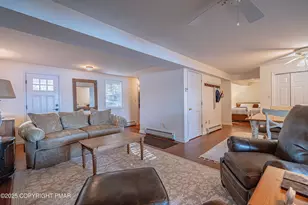 17 E Lake Dr, Gouldsboro, PA 18424 - Photo 15