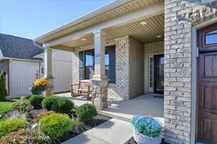 3623 Daylily Dr, Emmaus, PA 18049 - Photo 5