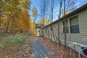 228 Victory Ln, Stroudsburg, PA 18360 - Photo 7