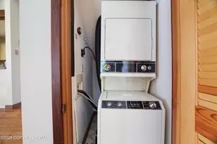 301 Northslope II Rd, East Stroudsburg, PA 18302 - Photo 11