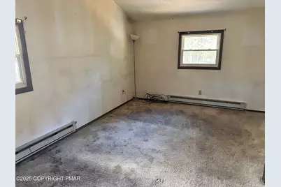  912 Country Place Drive, Tobyhanna, PA 18466 - Photo 21