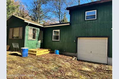 912 Country Place Drive, Tobyhanna, PA 18466 - Photo 7