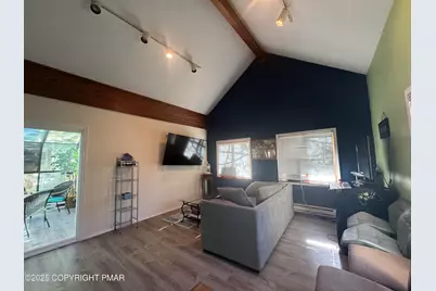  6372 Baltic Avenue, Tobyhanna, PA 18466 - Photo 17