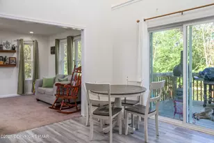 322 Russell Ct, Effort, PA 18330 - Photo 25