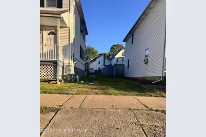  59 Bowman Street, Wilkes Barre, PA 18702 - Photo 3
