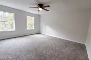 133 Mountain Dr, Greentown, PA 18426 - Photo 7