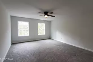 133 Mountain Dr, Greentown, PA 18426 - Photo 9