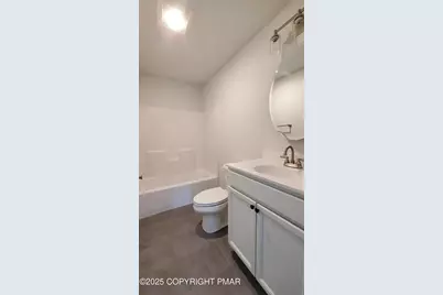  133 Mountain Drive, Greentown, PA 18426 - Photo 11