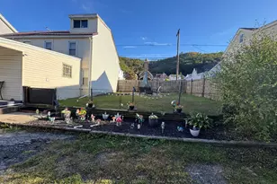 134 W Railroad St, Nesquehoning, PA 18240 - Photo 9