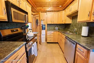 165 Sweet Briar Rd, Pocono Pines, PA 18350 - Photo 13