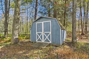 7157 Winnebago Dr, Pocono Lake, PA 18347 - Photo 31