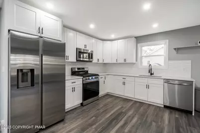  411 Alter Avenue, Pocono Summit, PA 18346 - Photo 3