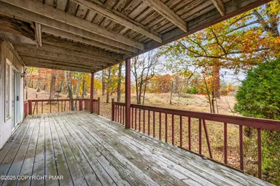  135 Salisbury Road, Bushkill, PA 18324 - Photo 7