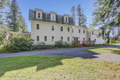  1015 Rt 390, Greentown, PA 18426 - Photo 3