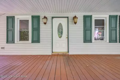  1015 Rt 390, Greentown, PA 18426 - Photo 9