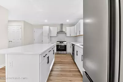  45 Coach Road, Stroudsburg, PA 18360 - Photo 13